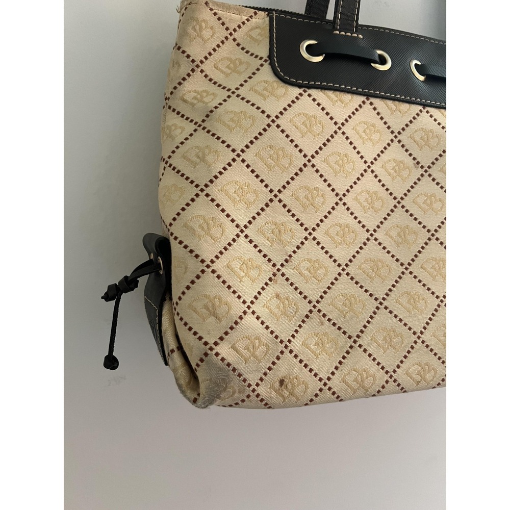 Dooney & Bourke Tote Bag Womens Medium Beige Logo Jacquard Leather Tassel - Picture 9 of 12